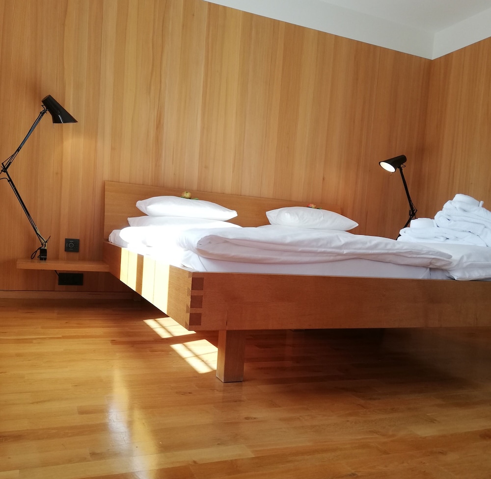 HOTEL GASTHOF KRONE 24/48