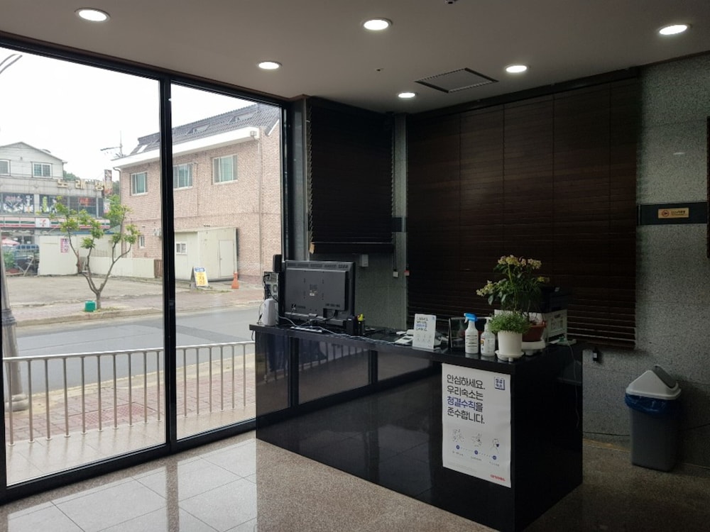 Daecheon 323 Condo 4/30