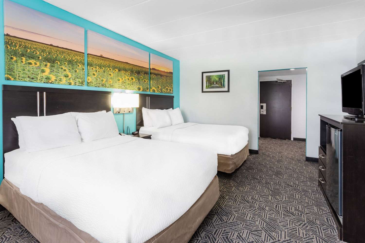 Days Inn By Wyndham Livonia - Detroit 20/59