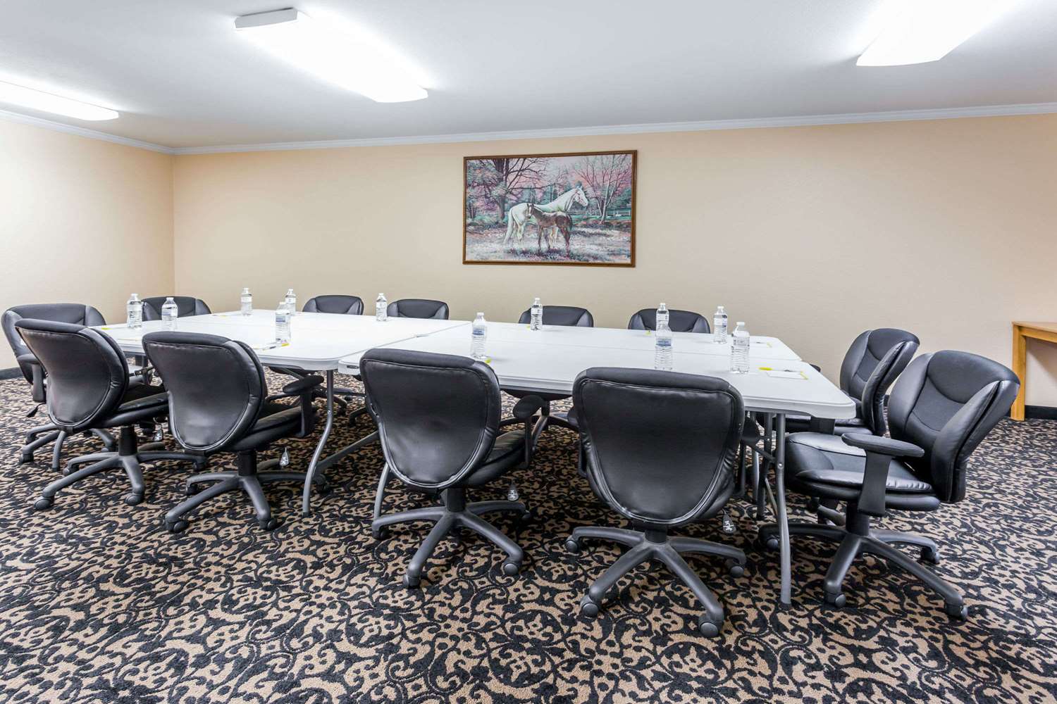 Days Inn by Wyndham Imlay City 34/48