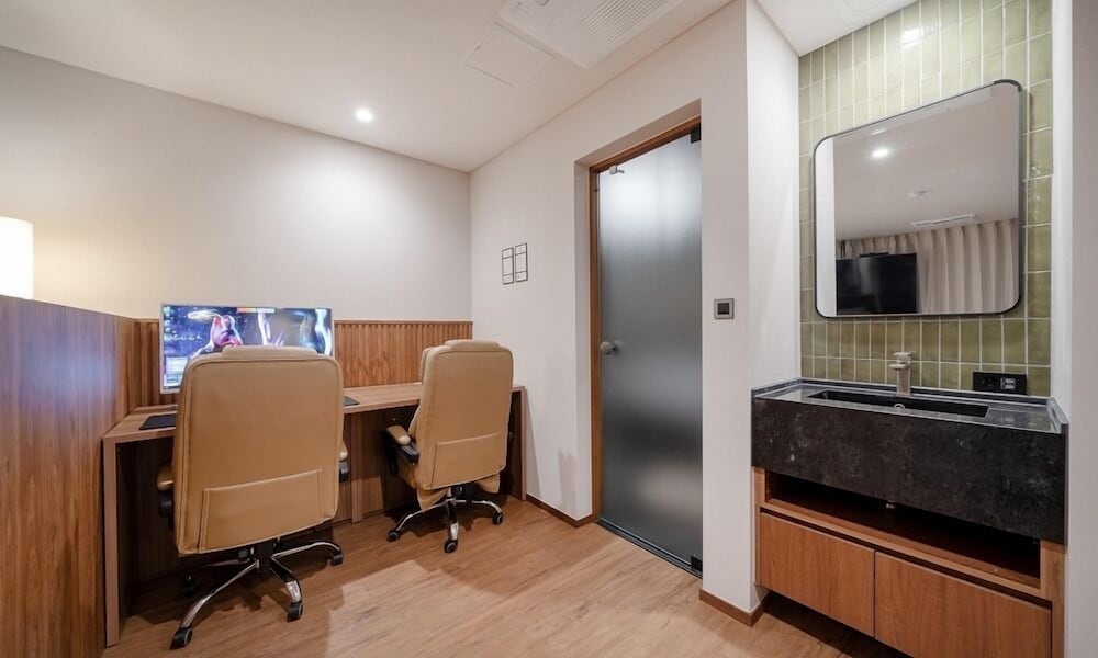 Dongtan Simjak Hotel 96/100