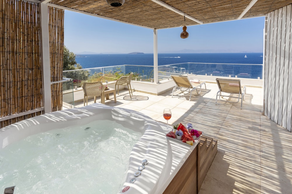 Vega Aparts & Residences 12/50