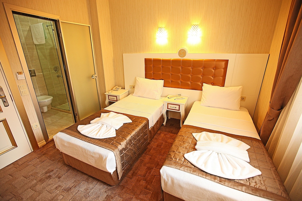 Cuento Hotel 7/62
