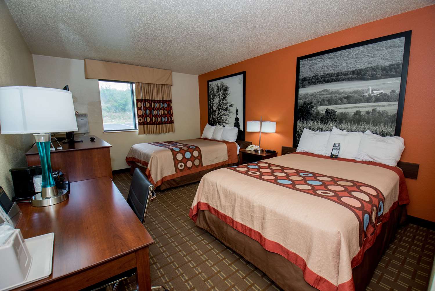 Super 8 By Wyndham Altoona 6/15