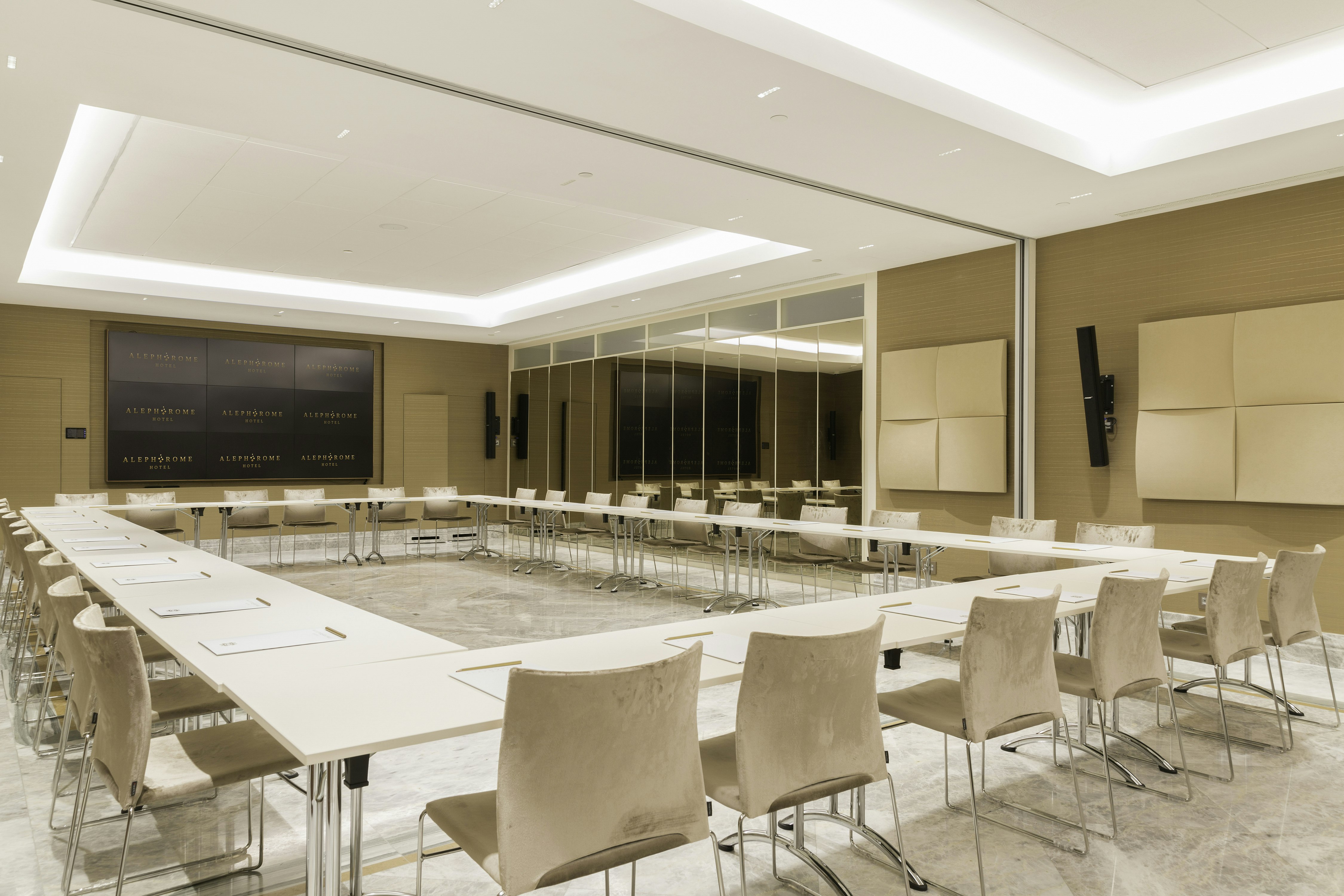Aleph Rome Hotel Curio Collection by Hilton 55/63