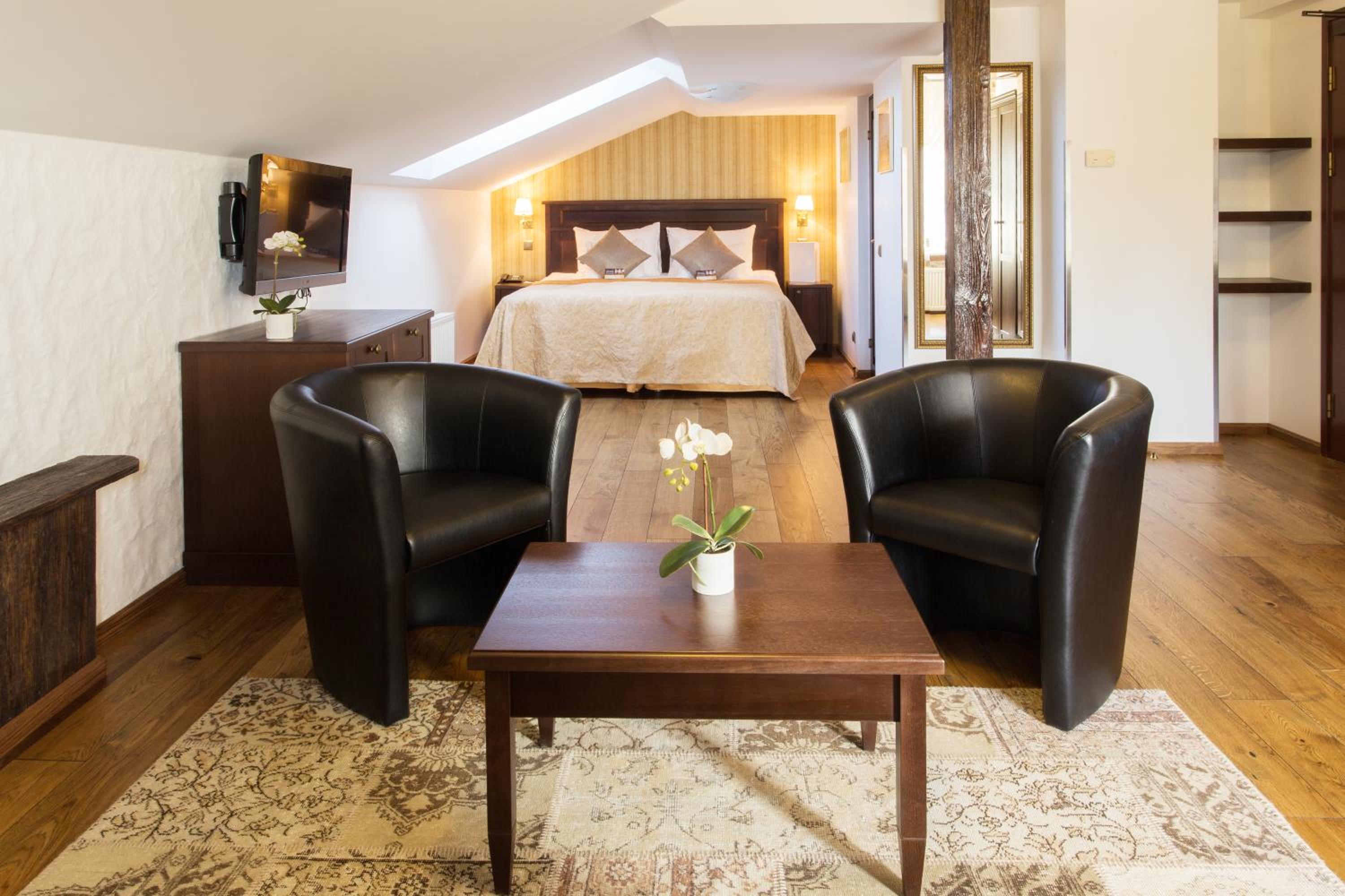 Zen, Junior Suite, Deluxe, Jetted Tub