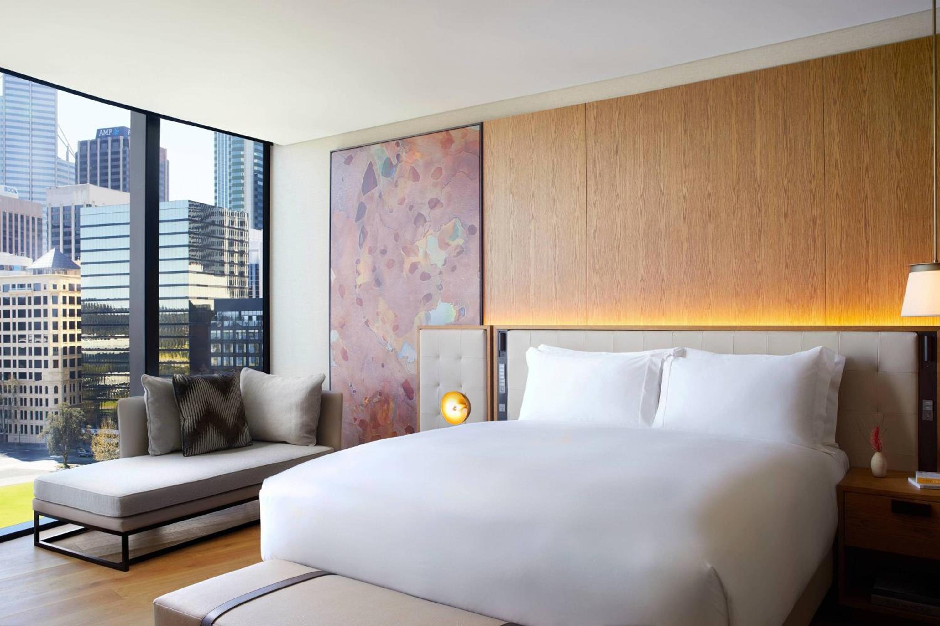 1 Bedroom, Elizabeth, Suite, King Bed, River View