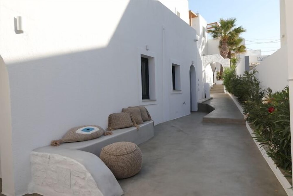 Sandaya Luxury Suites 64/74