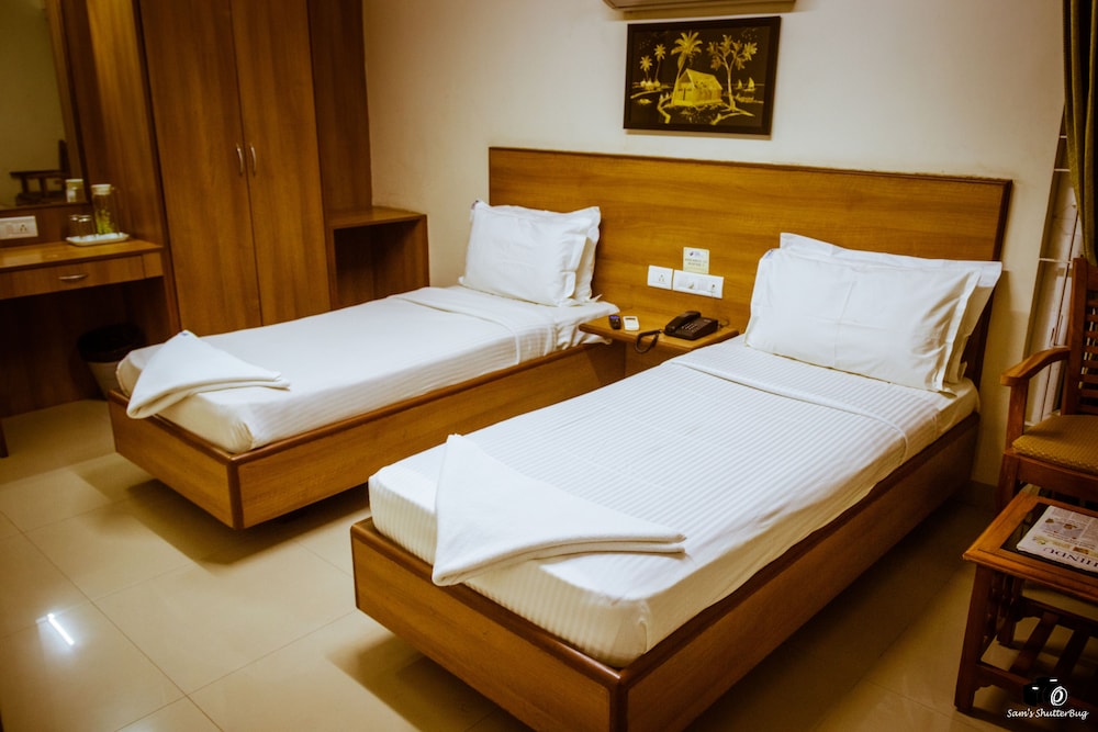 Hotel Spr Inn 7/21