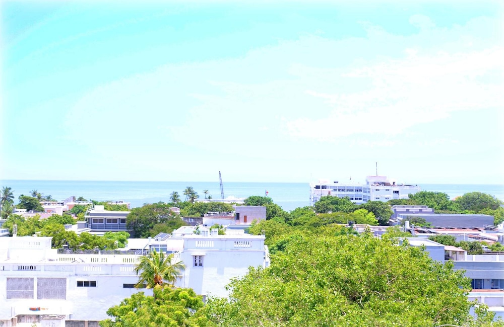 Hotel Tr Residency 18/22