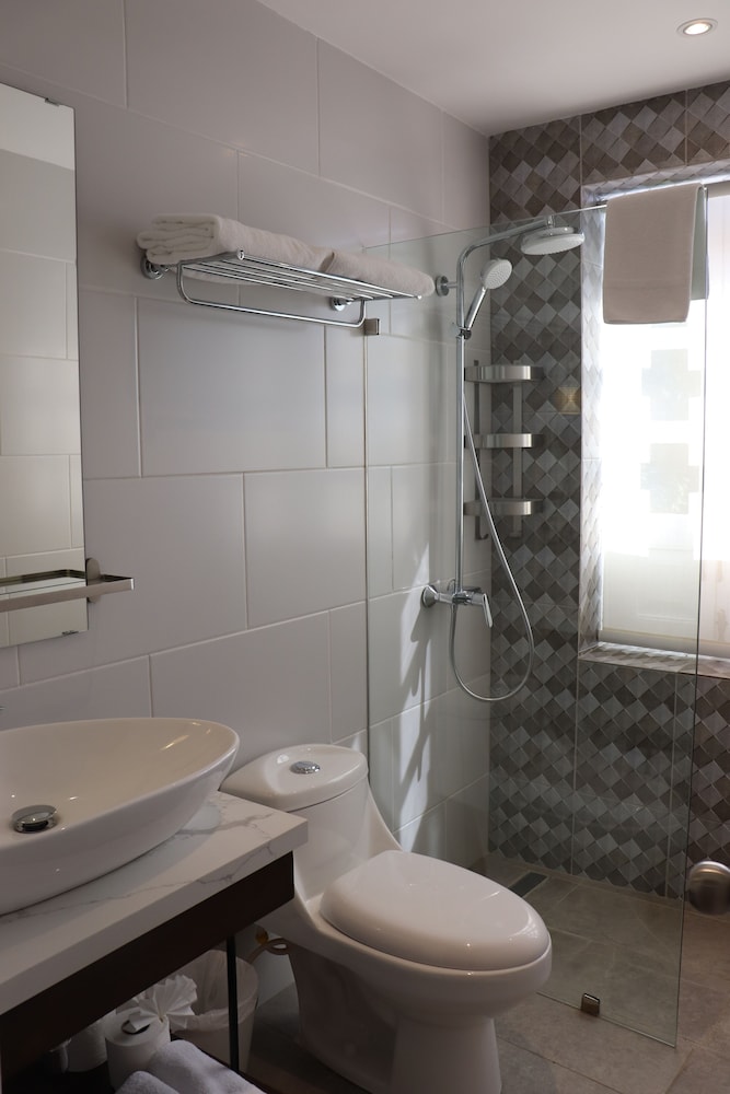 HOTEL CONDE DE PEÑALBA 34/37