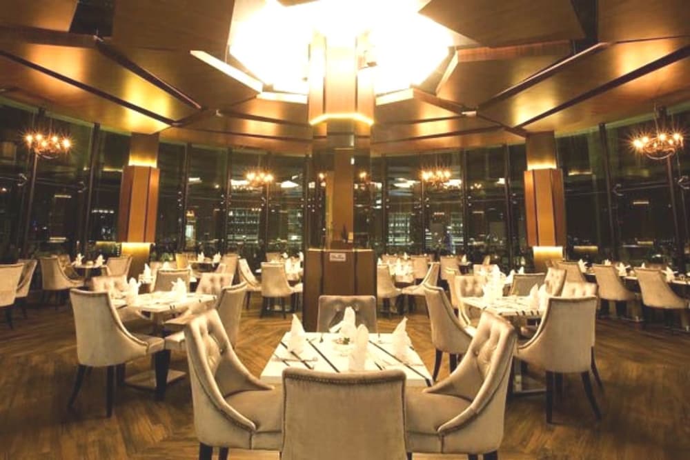 Upper View Regalia Hotel 39/50