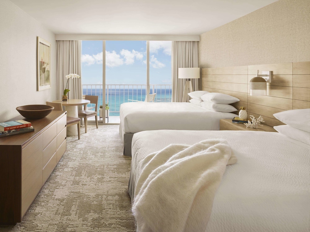 Alohilani Resort Waikiki Beach 23/67
