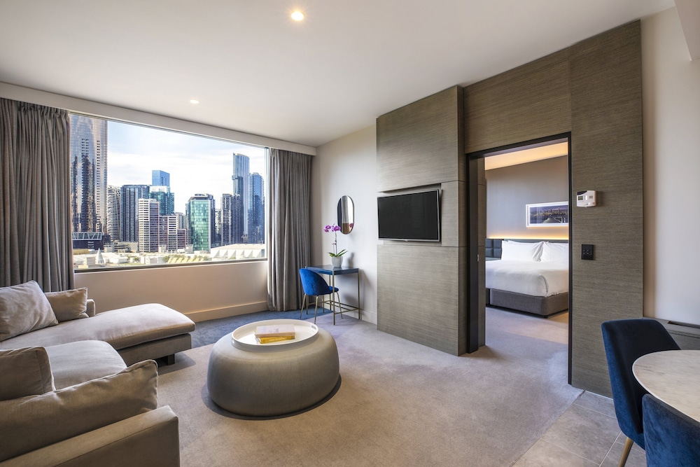 Crowne Plaza Hotel Melbourne 38/72