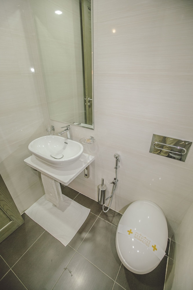 DownTown Hotel Maarif Casablanca By TSA 62/65