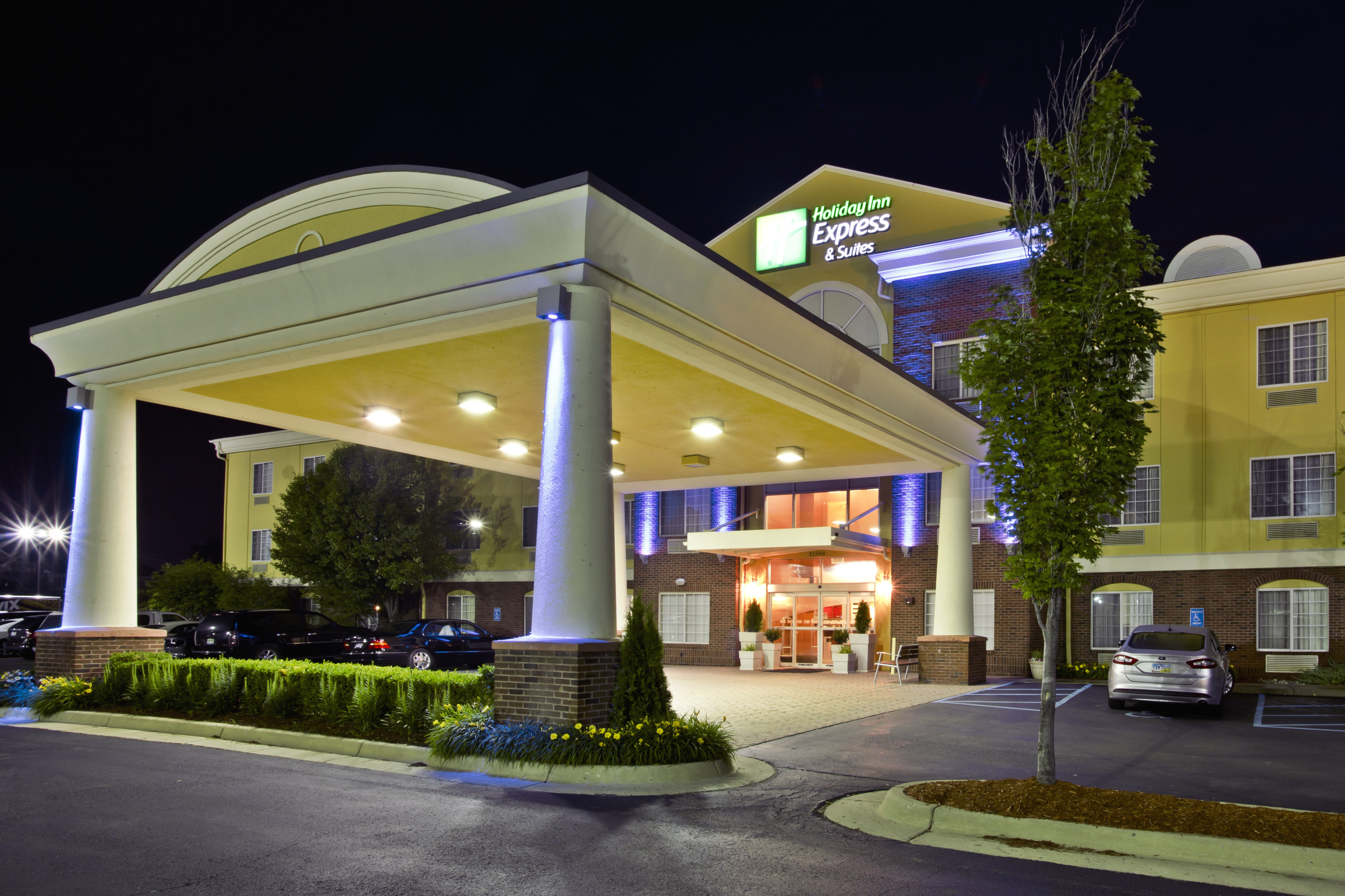 Holiday Inn Express Hotel Suites Woodhaven 3/59