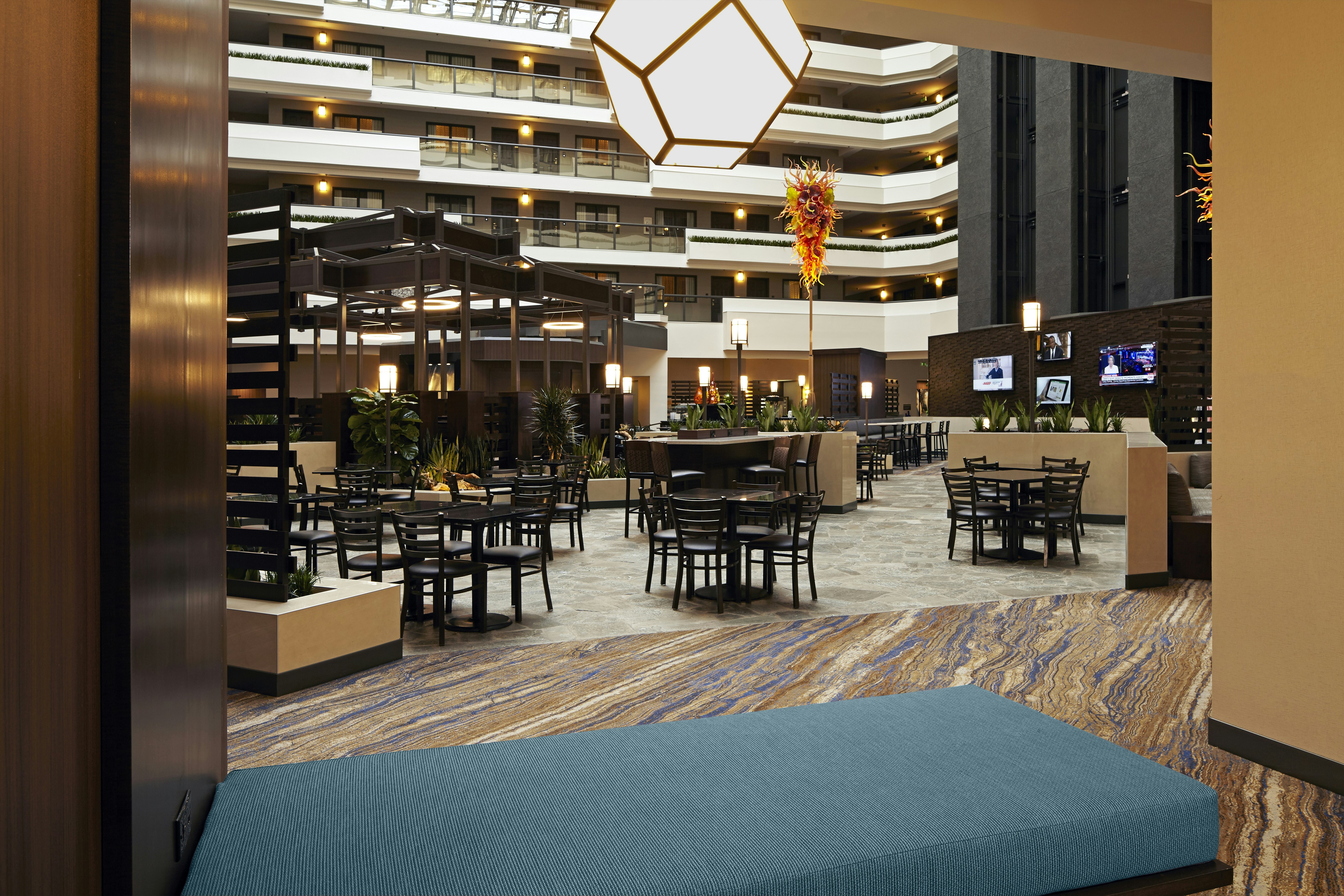 Embassy Suites by Hilton Los Angeles International Airport North 48/74