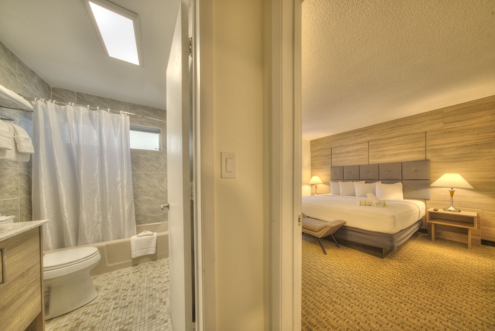 Club Lux Resort By the Beach 31/67