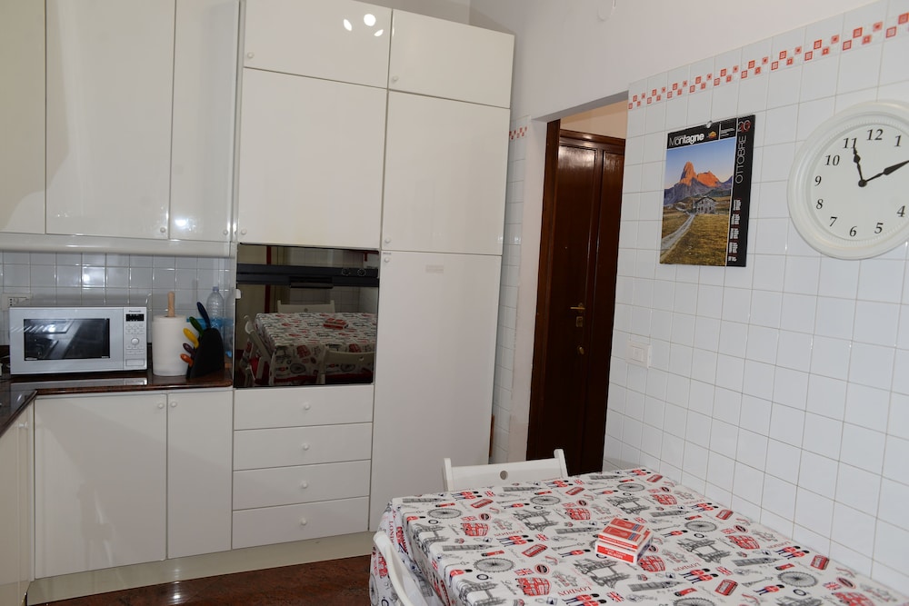 Room-emilio Home Triple Room in our Cozy 1/35