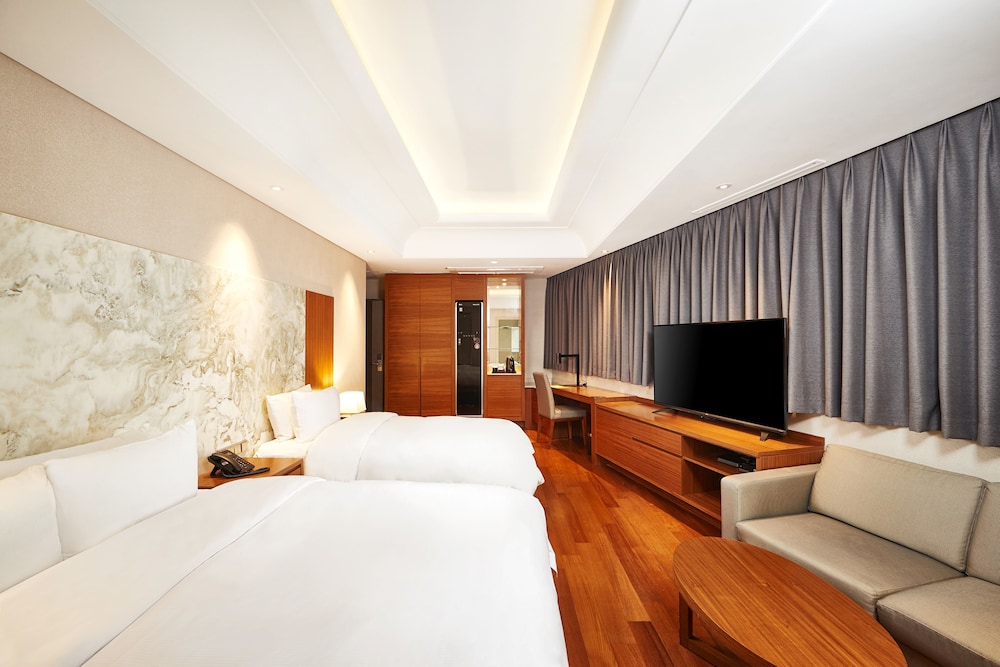 Arban Hotel 14/67