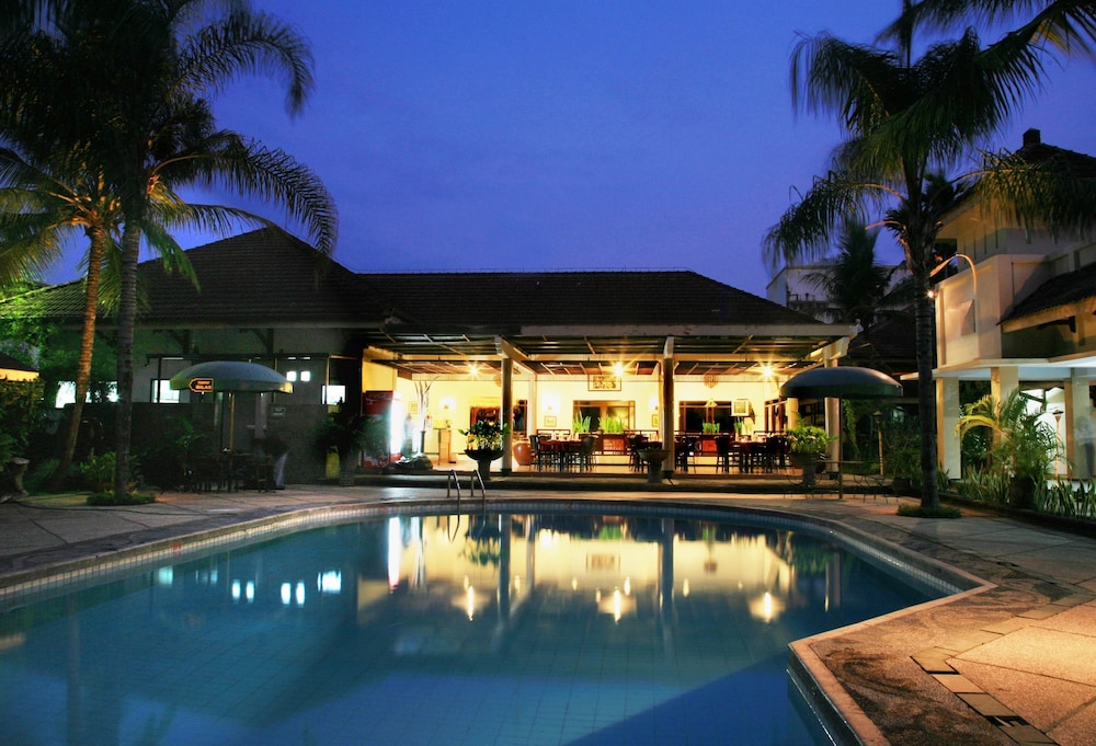 Hotel Montana Dua Malang 1/50