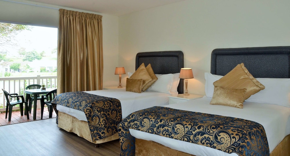 Family, 2 Double Beds, Lagoon View, Patio
