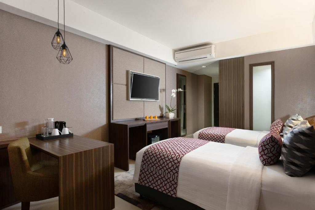 Premier, Deluxe, Twin Beds, The Alana Hotel & Conference Center Malioboro Yogyakarta By Aston 3/5