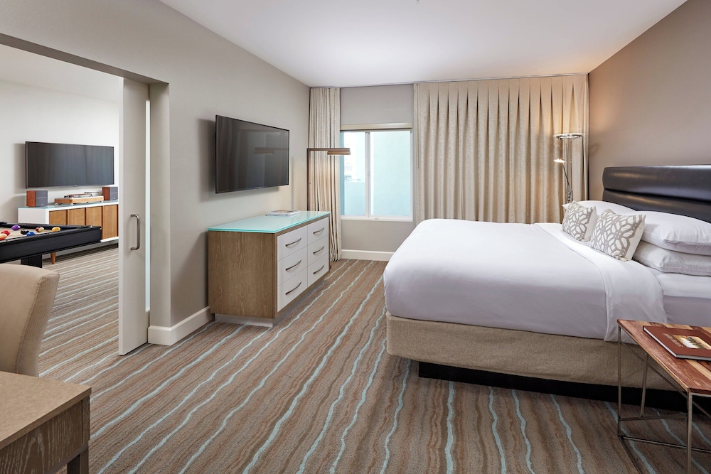 Hotel Paseo Autograph Collection 12/50