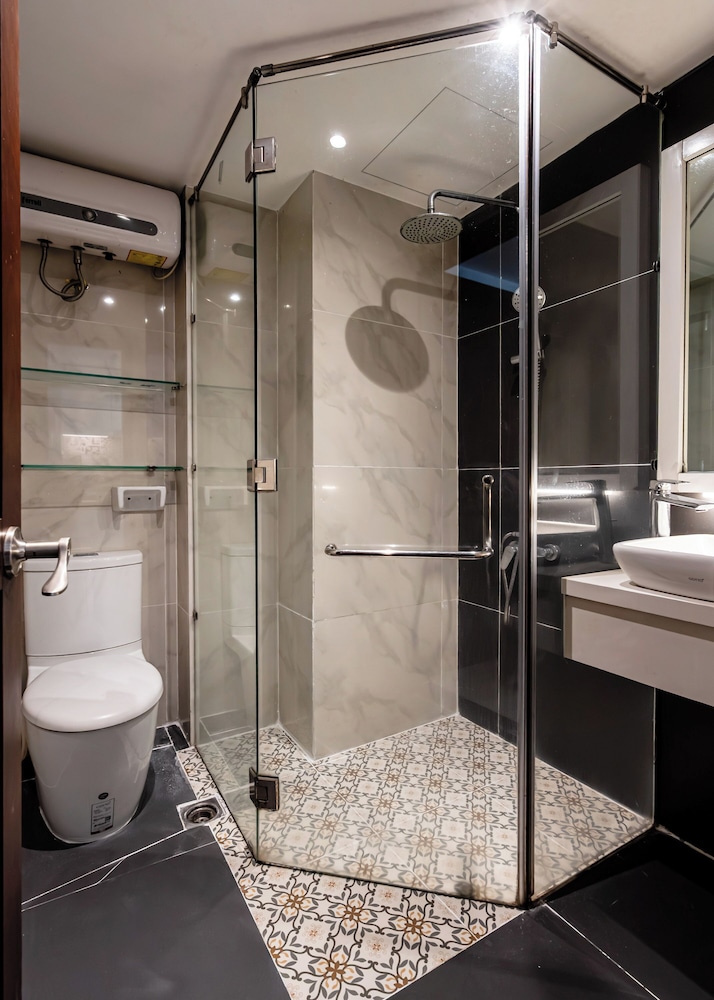 Otis Apartment - 33 Tran Ke Xuong Rooftop 49/50