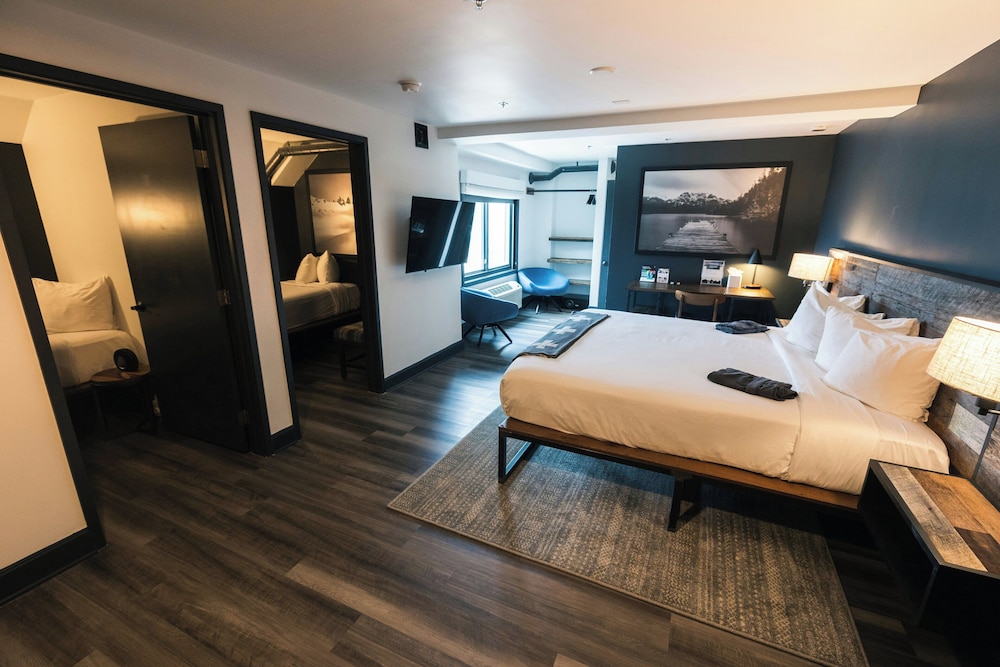 King and Twin Beds