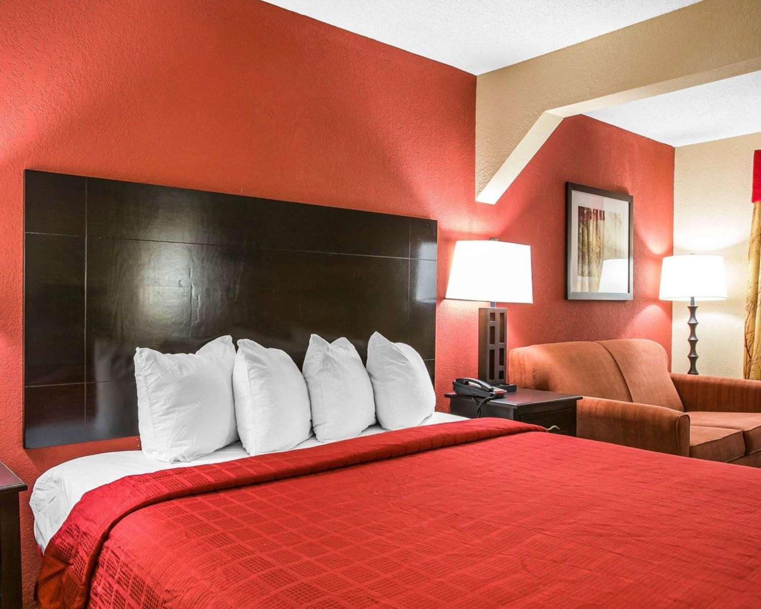 Suite - King Bed Non - Smoking
