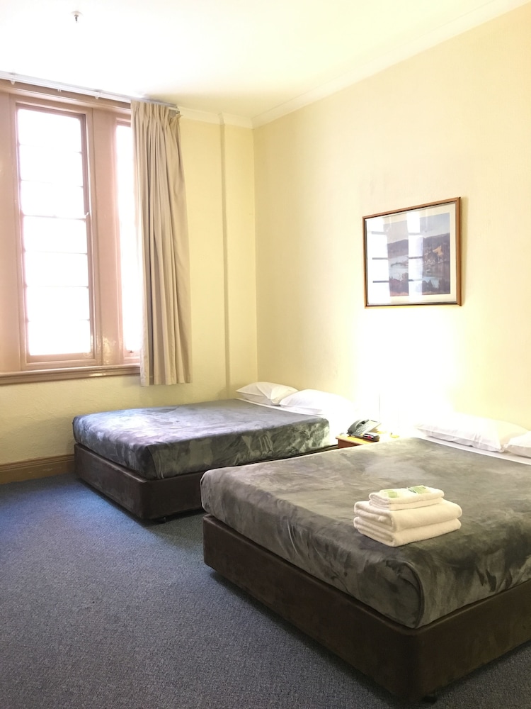 Criterion Hotel 26/57