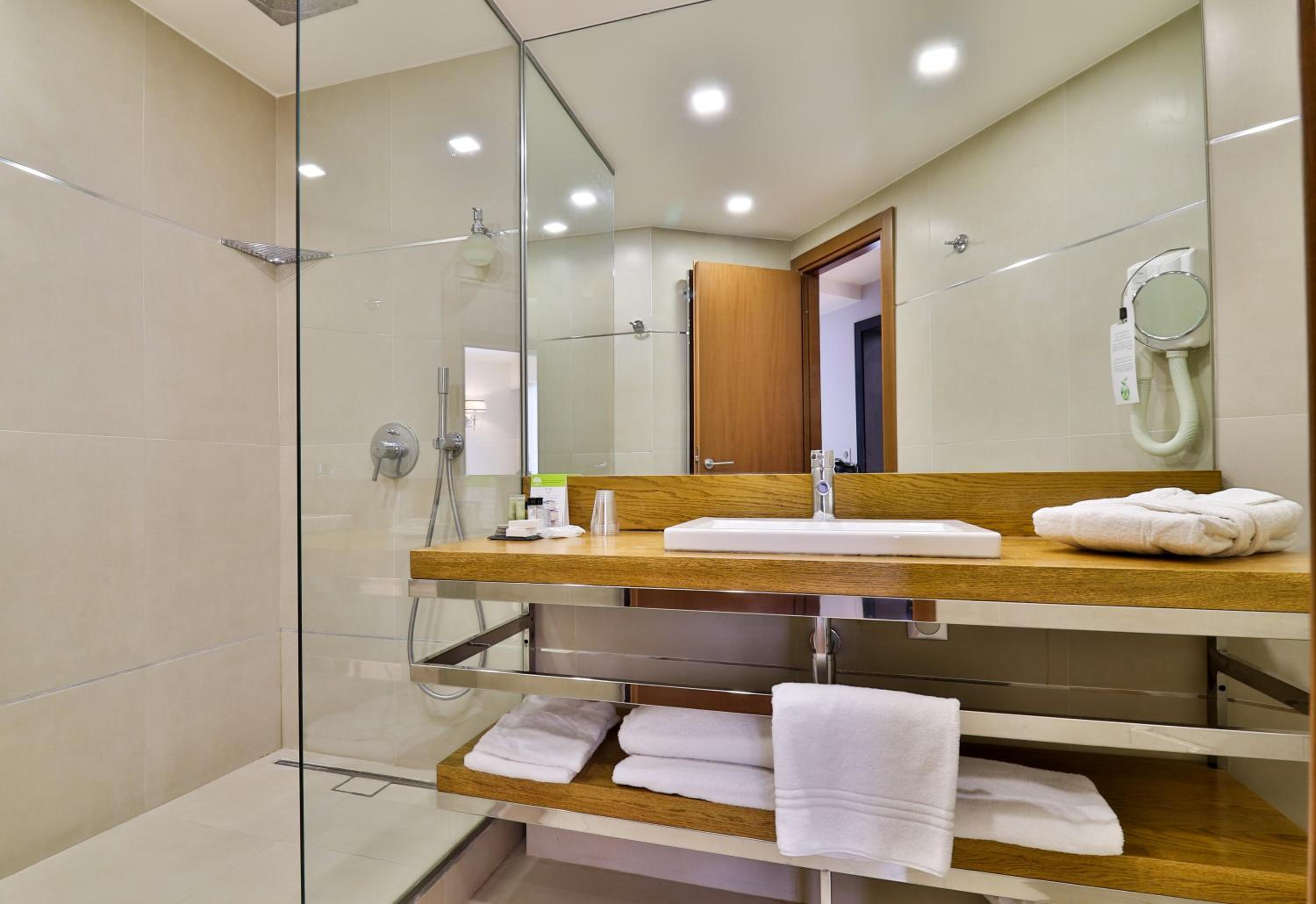 Hotel le Fouquet s 50/50