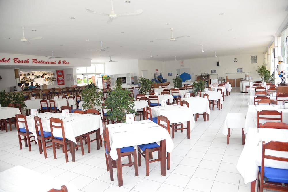 Karbel Beach Hotel 19/40