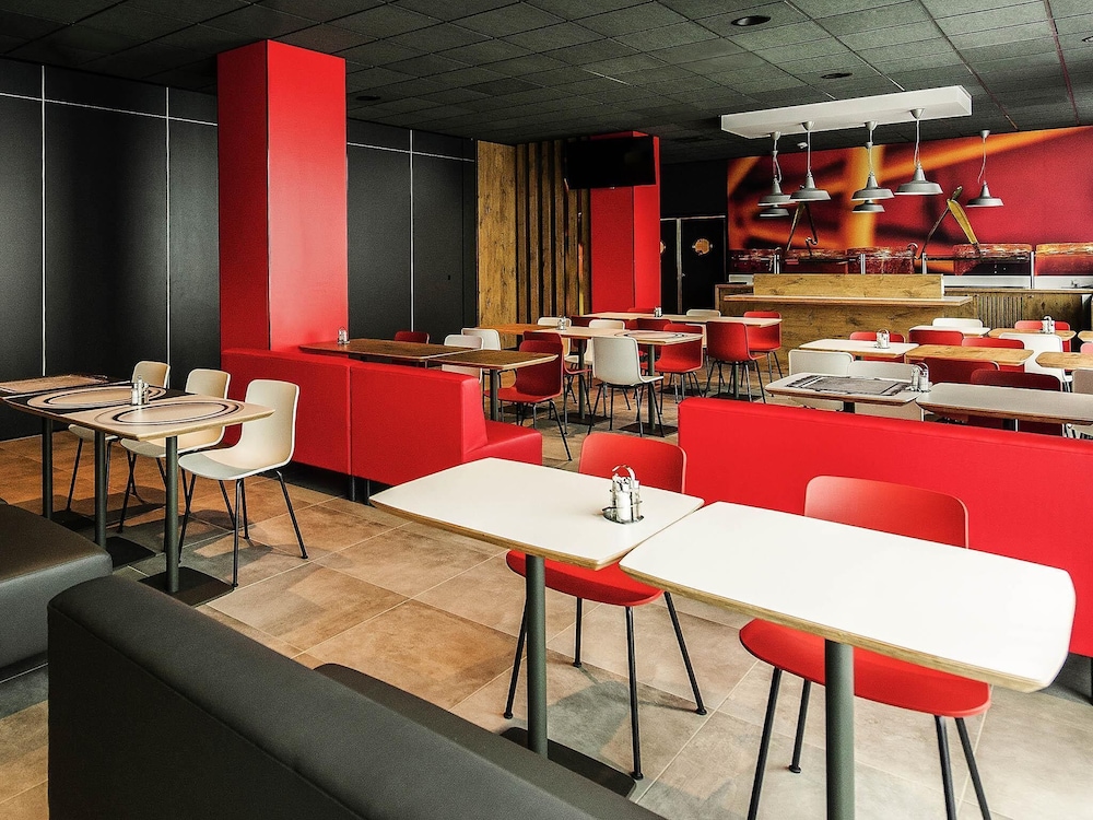 Ibis Poznan Polnoc 53/73