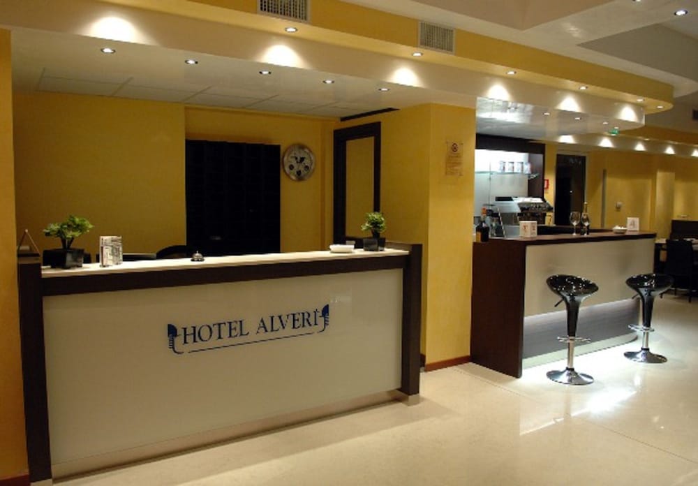 Hotel Alveri 4/34