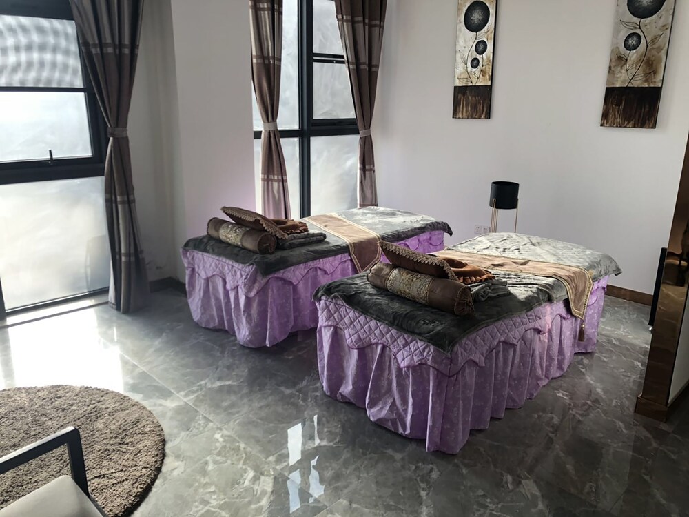 Novotel Qingdao New Hope 37/72