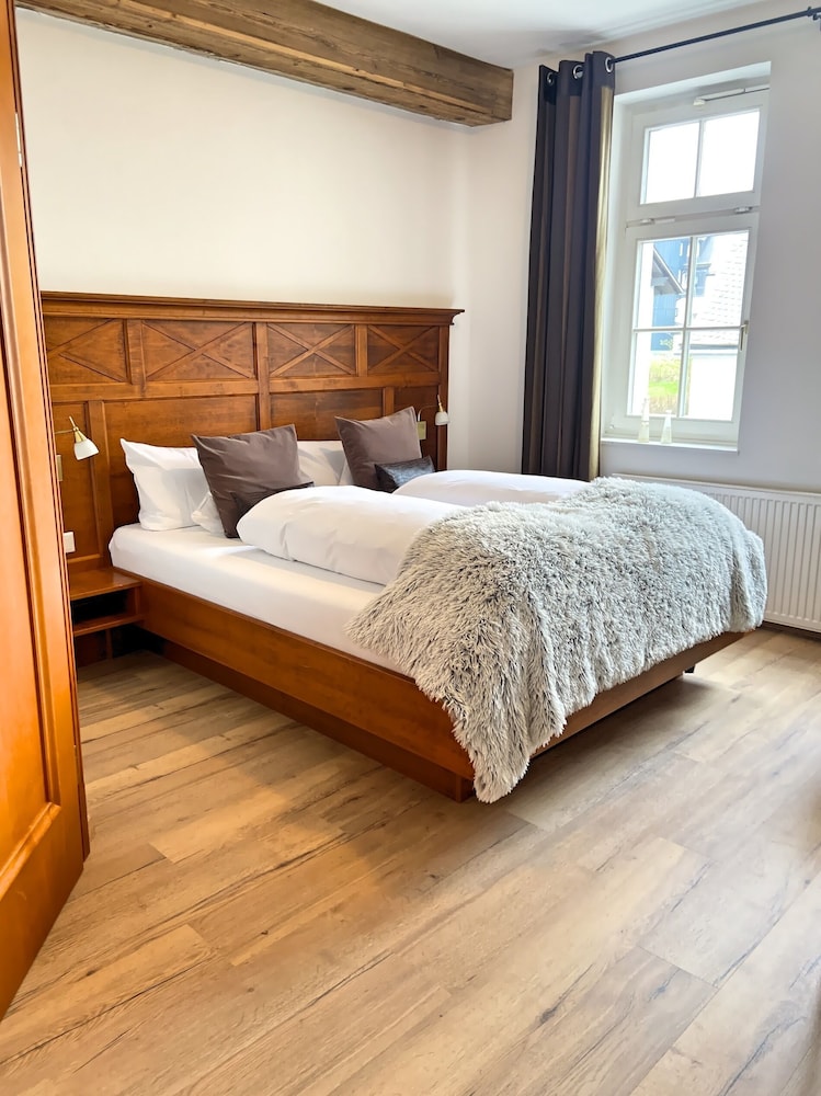 Hotel Nuhnetal 16/50