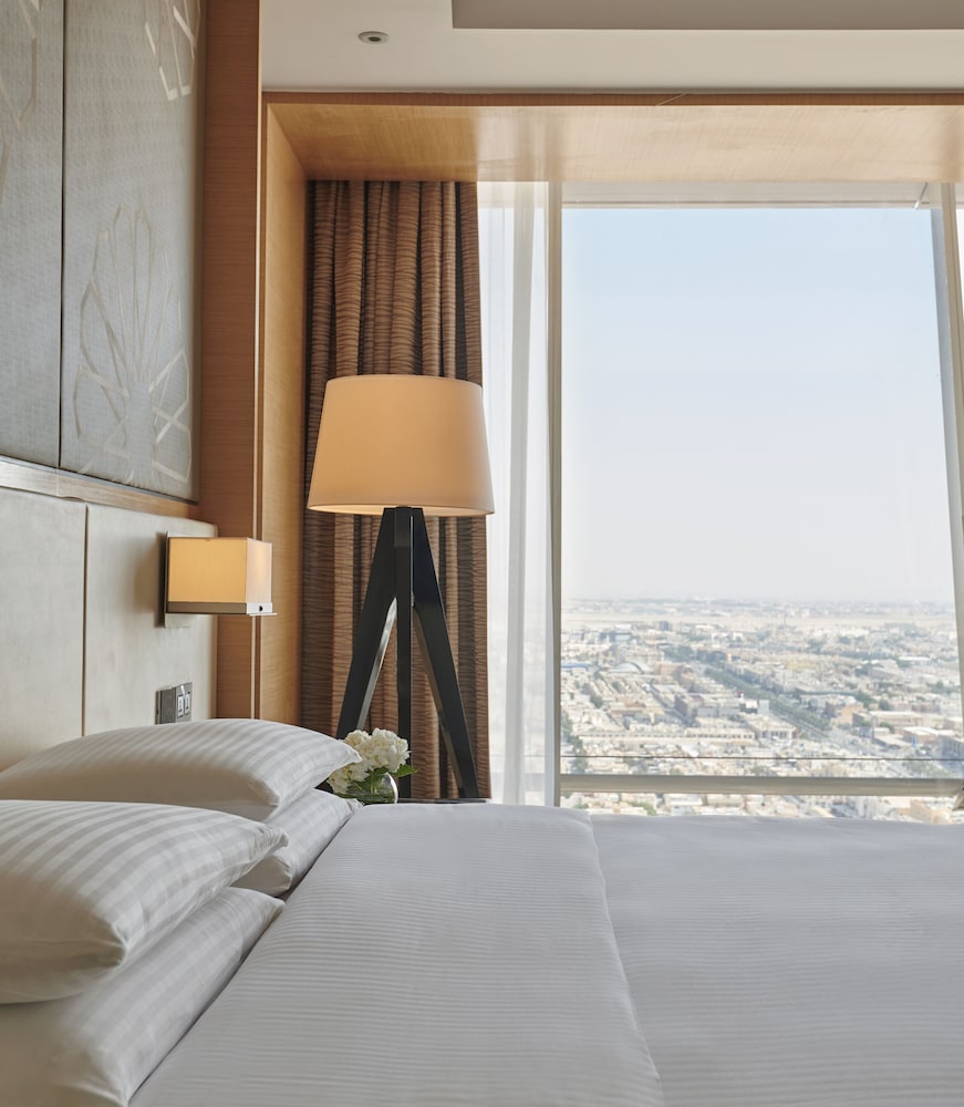 حياة ريجينسي(Hyatt Regency Riyadh Olaya) 19/75