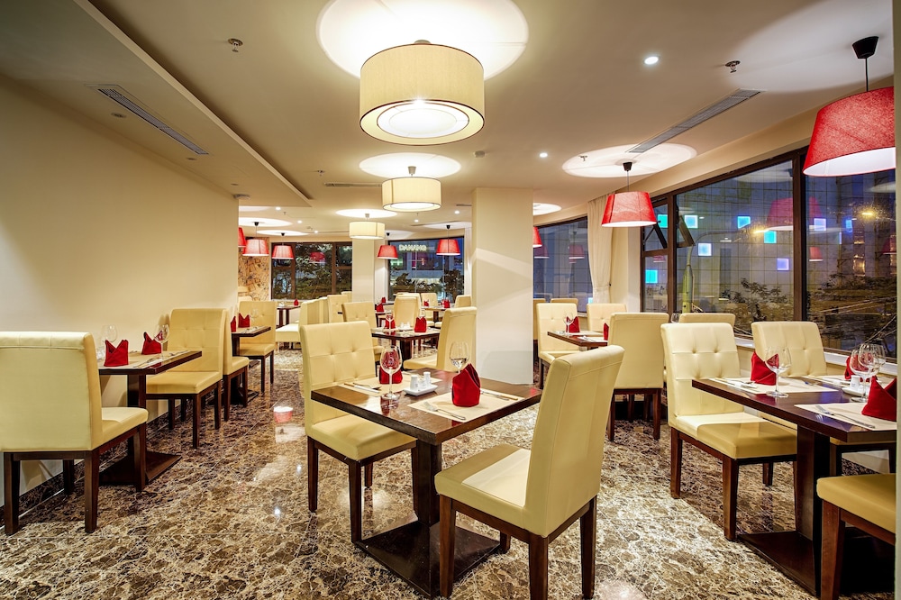 Sofia Suite Hotel Danang 35/53