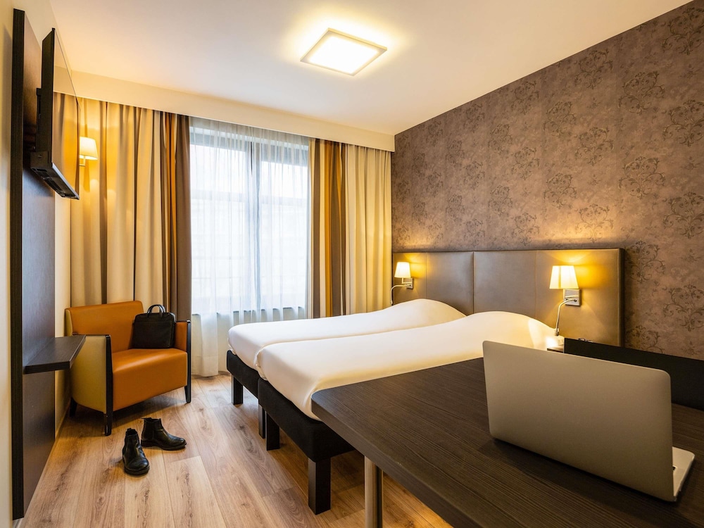 STANDARD, TWIN BEDS