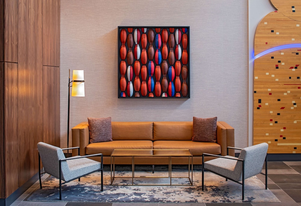 Hyatt House Indianapolis Downtown 44/70