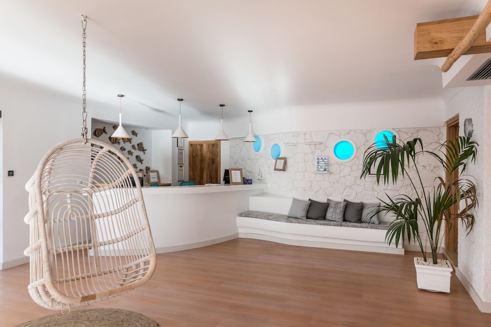 Momi Slow Living Hotel 7/60