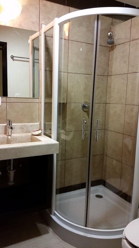 Hotel Angelos 47/50