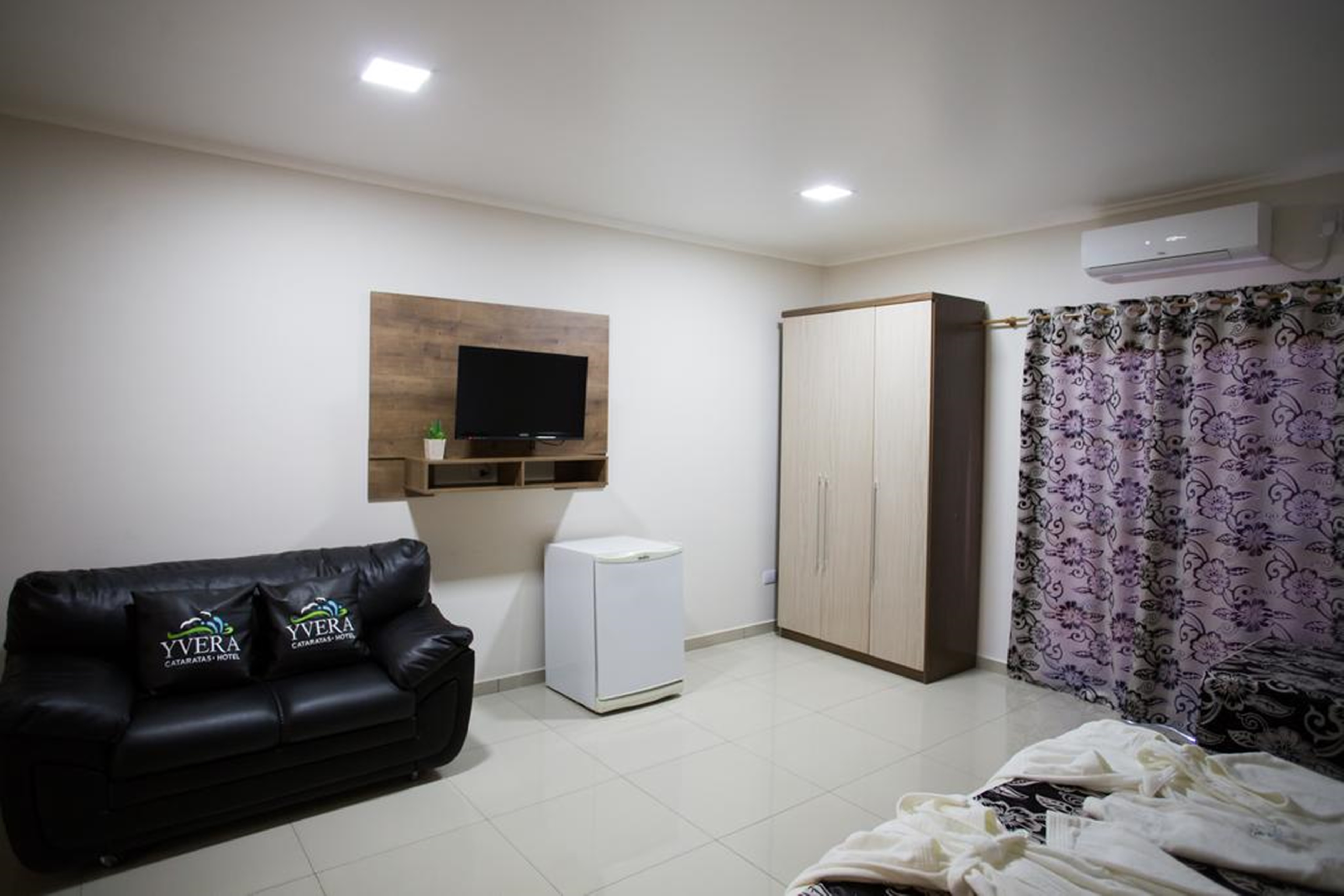 Hotel Yvera Cataratas 12/17