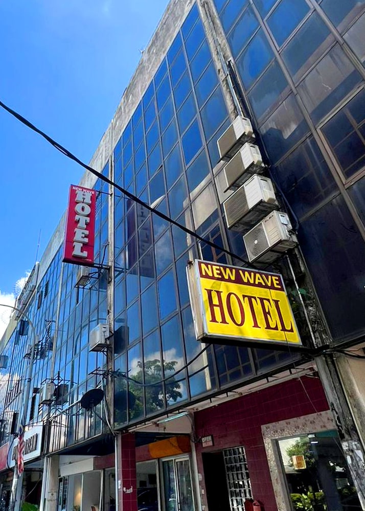 New Wave Hotel Melawati 4/50