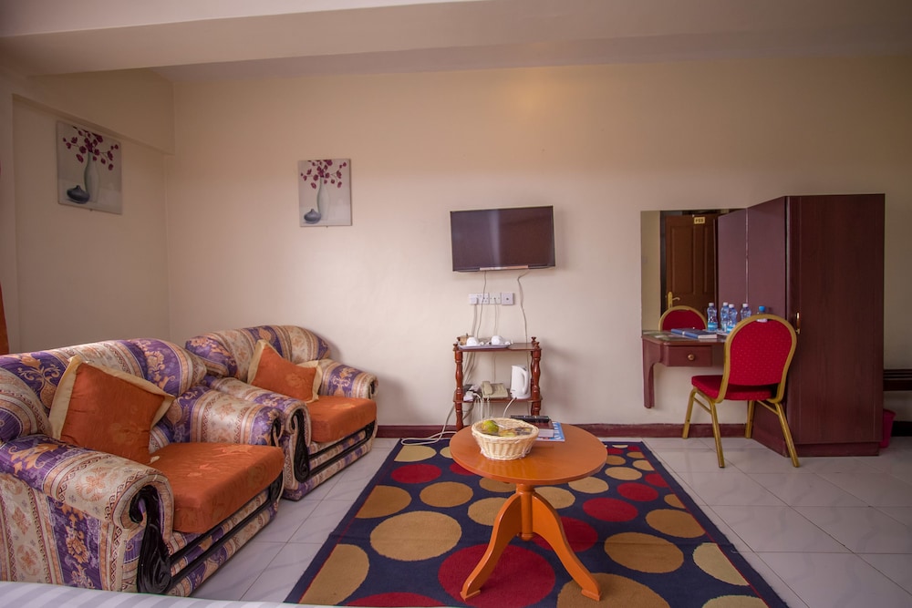 Chester Hotel 27/41