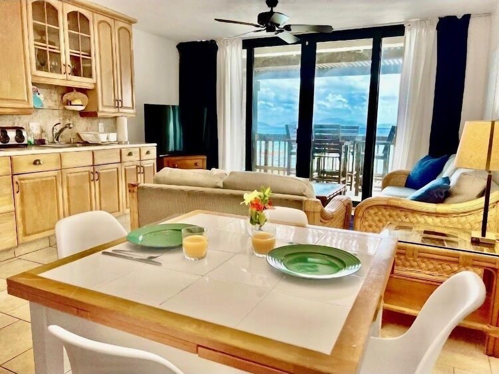 Sapphire Beach Resort 29/50