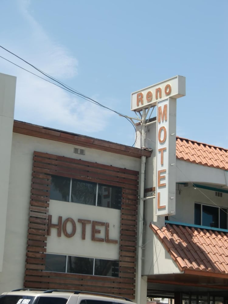 Reno Hotel 9/55