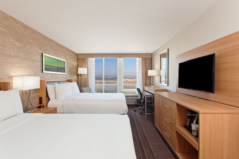 Holiday Inn Diamond Bar 20/58
